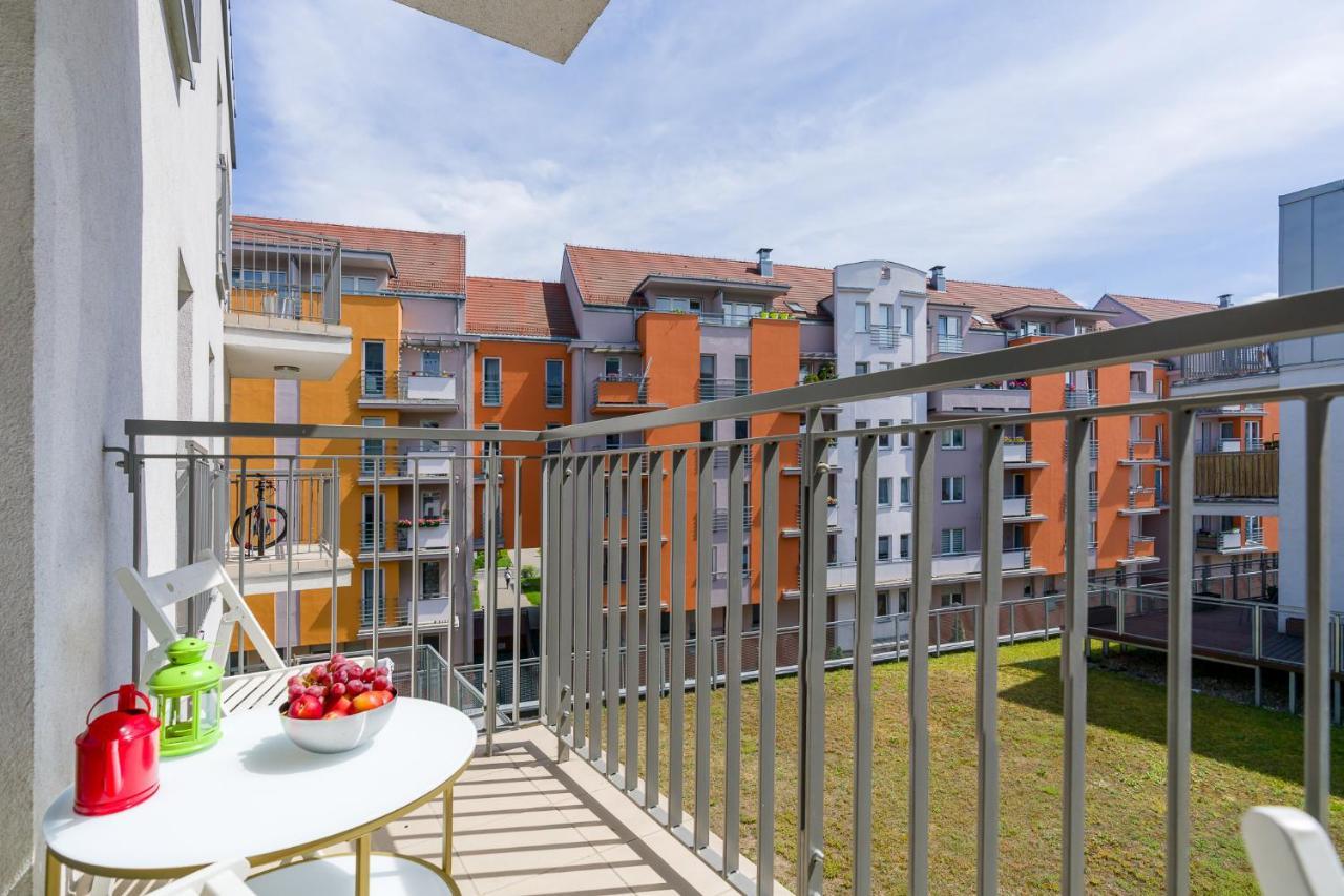 Sleepway Apartments- Garbary 100-46 Poznan Exterior foto